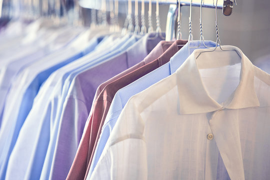 Camicie uomo lavate e stirate