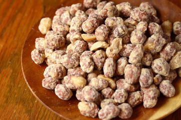 Homemade Honey Roasted Peanuts