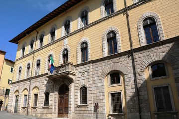 Fototapeta na wymiar Palazzo Comunale in Poggibonsi, Italy