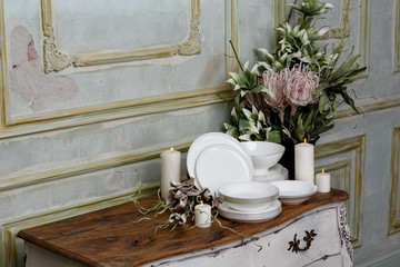 set of dishes