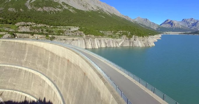 Aerial 4k - Diga di Cancano - sbarramento - Valdidentro - Valtellina (IT) 