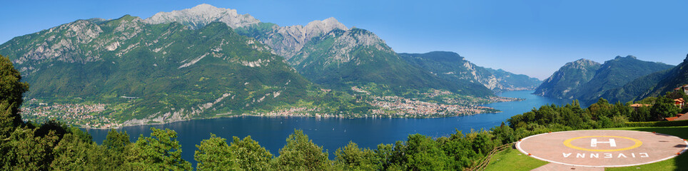 Fototapeta na wymiar Lago di Lecco - Italia