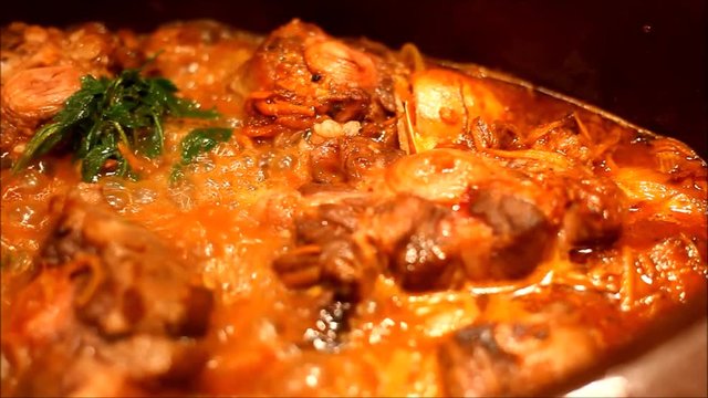 Oxtail bourgignon style