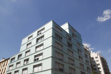 Fototapeta premium Immeuble moderne à Paris