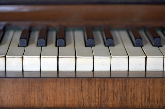 Details of an old piano