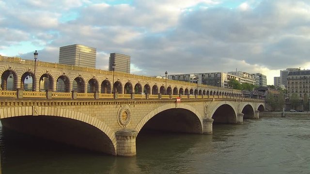 Pont de Bercy, Seine, BNF [Time-lapse, HD]