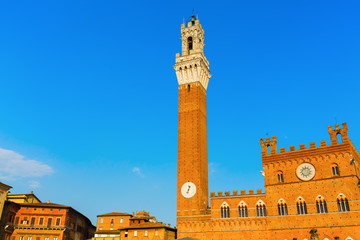 Obraz premium Palazzo Pubblico with Torre del Mangia in Siena