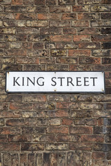 Fototapeta na wymiar King Street Road Sign