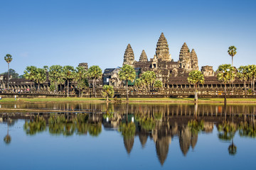 Fototapeta na wymiar Angkor wat temple