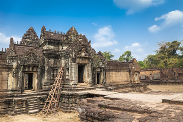 Banteay Samre hindu temple, Angkor, Cambodia. Blue sky background