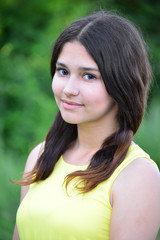 Fototapeta premium beautiful girl with black hair outdoor.
