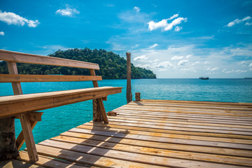 Fototapeta na wymiar Wooden pavilion on beautiful tropical island beach - Travel summer holiday concept