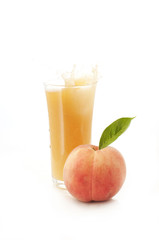 splashing peach juice