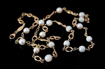 Reparation and restoration of jewelry