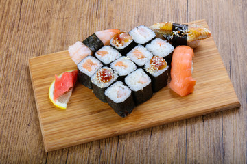 Sushi and roll mix