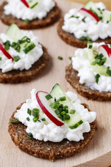 Fresh bread with cottage cheese and vegetables