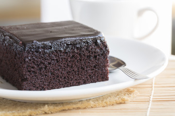 A food desserts is cake.