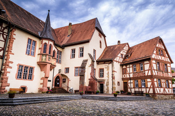 Tauberbischofsheim im Taubertal mit Schloss