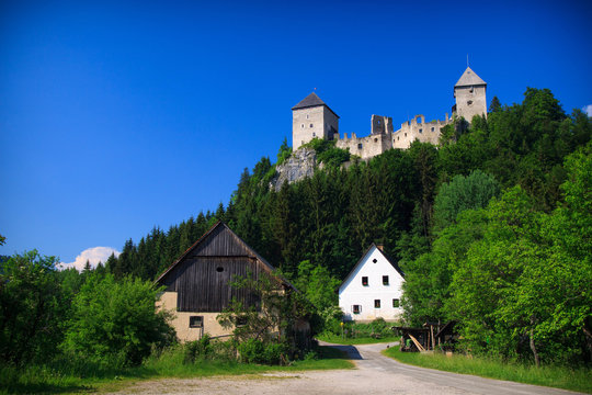 Gallenstein castle bottom view
