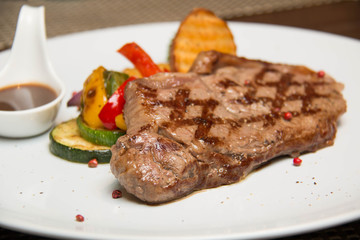 Sirloin steak and Grill vegetables
