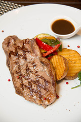 Sirloin steak and Grill vegetables
