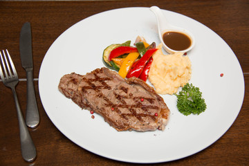 Sirloin steak and Grill vegetables