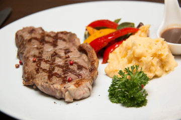 Sirloin steak and Grill vegetables