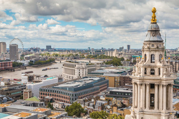 Fototapeta na wymiar Panoramic view of London