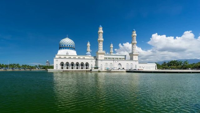 The Floating Mosque. Kota Kinabalu City Mosque or Masjid Bandaraya Kota Kinabalu 