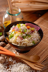 riso basmati al curry con verdure assortite