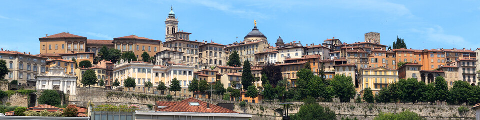 Panorama of upper city Citta Alta in Bergamo, Italy - obrazy, fototapety, plakaty