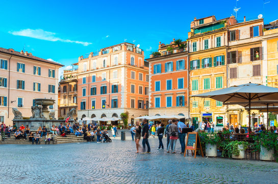 Fototapeta Square Santa Maria in Trastevere, Rome. Italy