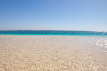 Fototapeta na wymiar Panoramic Paradise turquoise ocean beach