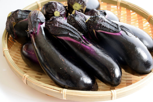 なす のストック写真、ロイヤリティフリーの画像、ベクター、および