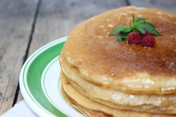 Pancake cake with honey