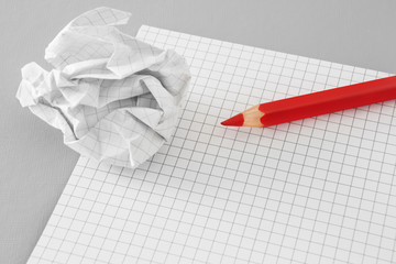 Schreibblock  - Papier und Stift