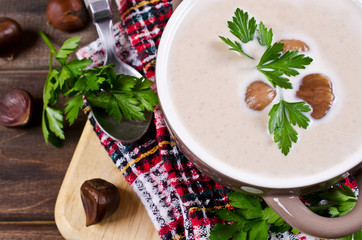 Cream soup of pureed chestnuts