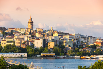 Fototapeta premium View of Istanbul on sunset