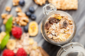 Muesli with berries