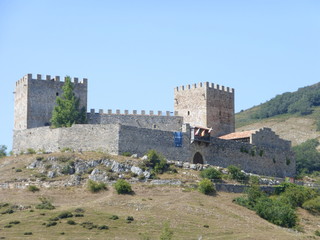 CASTILLO DE ARG&Uuml;ESO