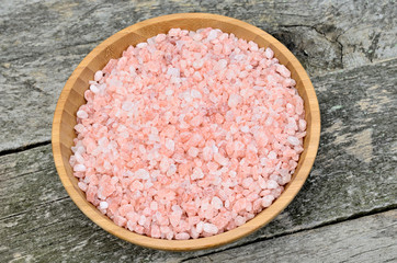 Pink salt in a bamboo bowl