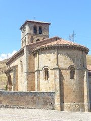 Obraz premium COLEGIATA DE SAN PEDRO EN CERVATOS