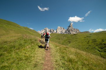 Fototapeta premium trekking sulle dolomiti