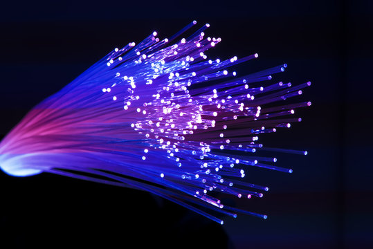 optical fiber cables transmission data