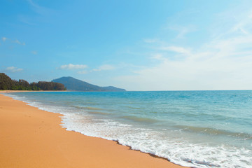 Fototapeta na wymiar Mai khao beach in phuket