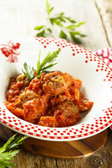 Meatballs in tomato sauce