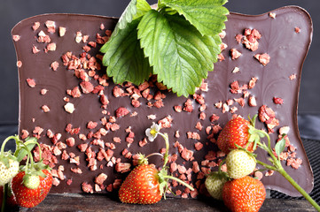 czekolada truskawkowa - obrazy, fototapety, plakaty