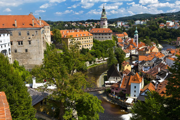 Obraz premium Beautiful view to church and castle in Cesky Krumlov, Czech Republic.