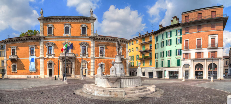 Brescia Old Town Images – Browse 6,358 Stock Photos, Vectors, and Video