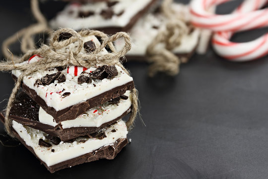 Delicious Chocolate Peppermint Bark